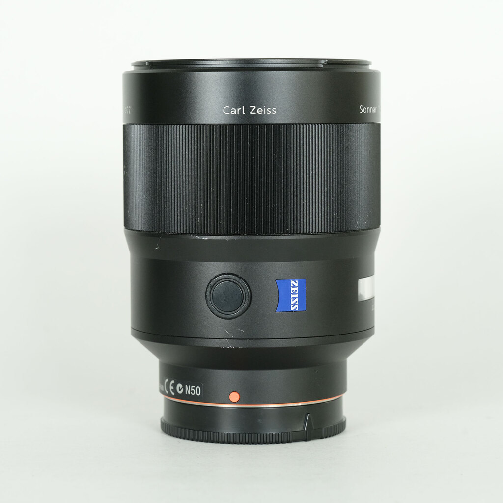 SONY Sonnar T* 135mm F1.8 ZA SAL135F18Z