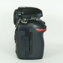 Nikon D850
