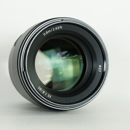 SONY FE 85mm F1.8 SEL85F18