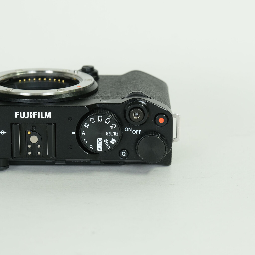FUJIFILM X-M5 FUJIFILM X-M5