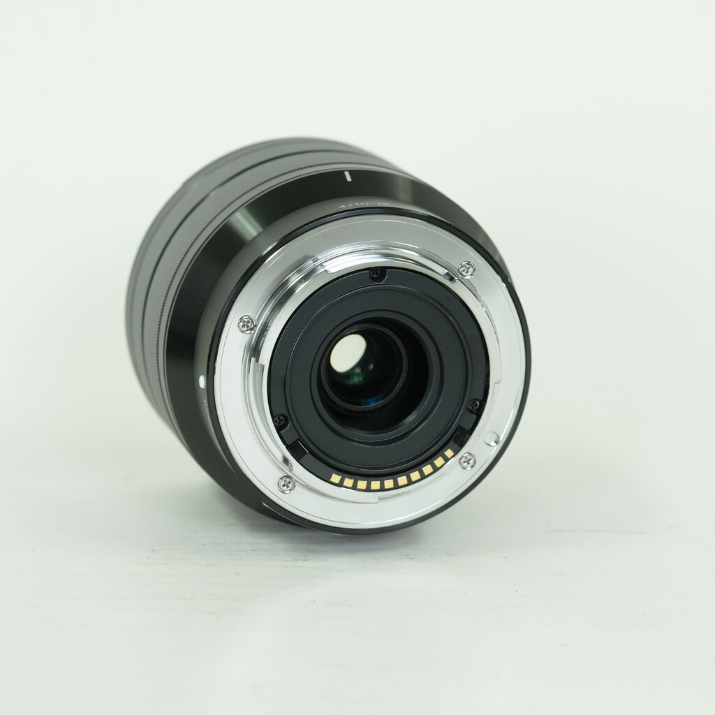 SONY E 10-18mm F4 OSS SEL1018