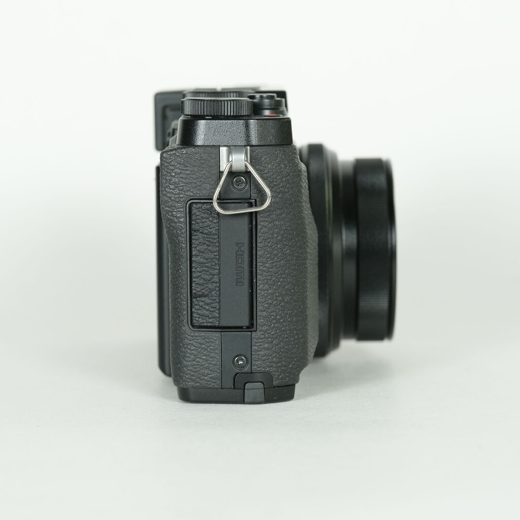 FUJIFILM X30 ブラック