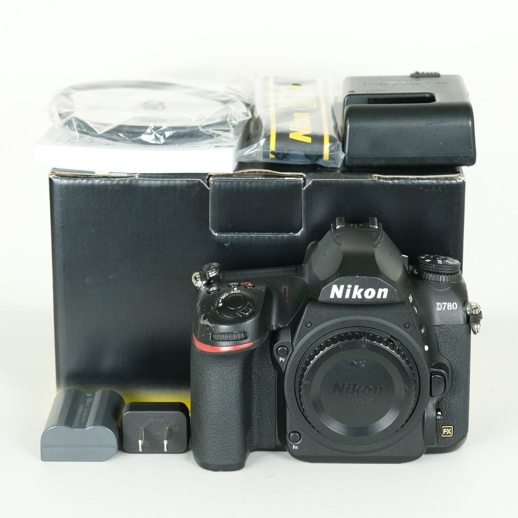 Nikon D780