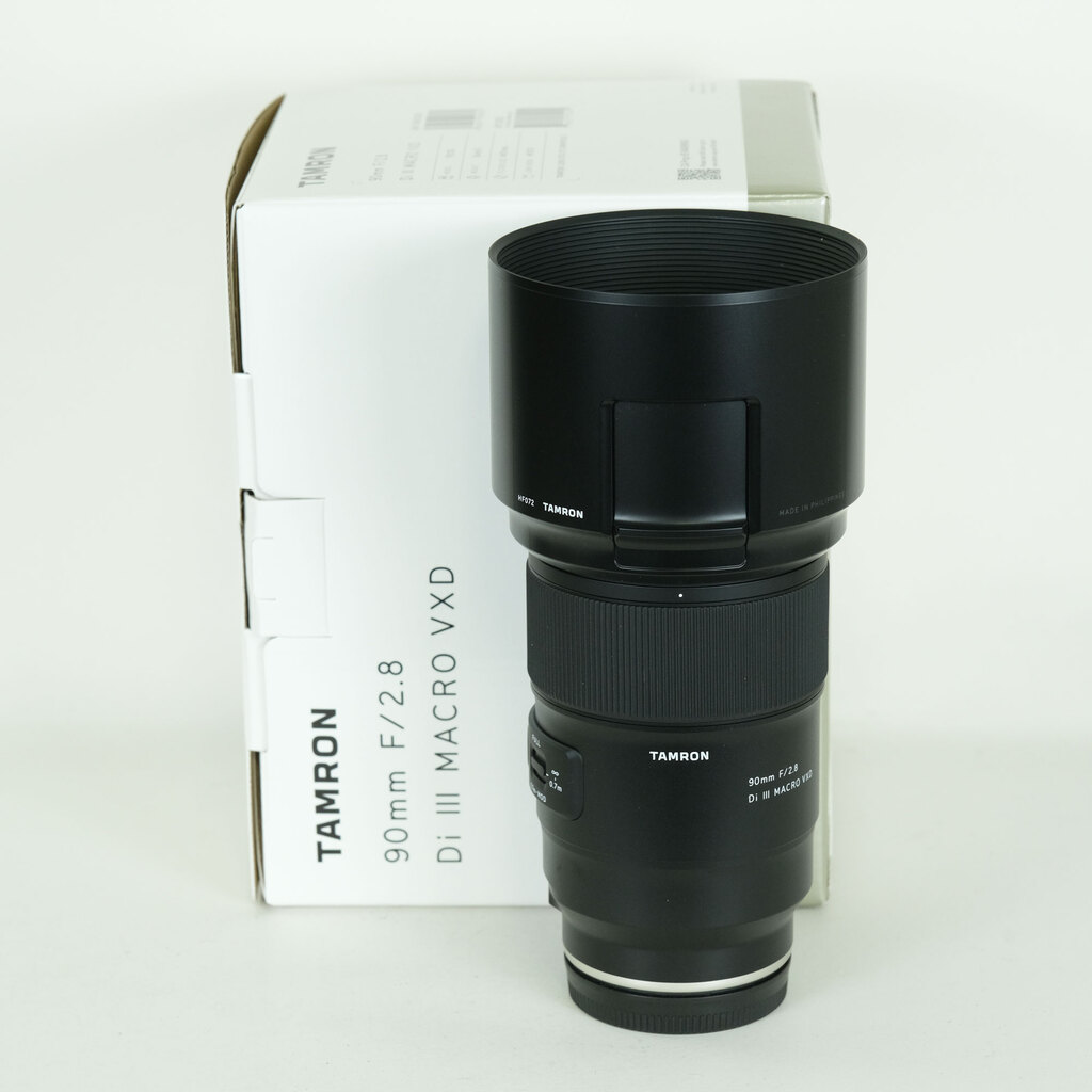 TAMRON 90mm F/2.8 Di III MACRO VXD [ソニーE用]