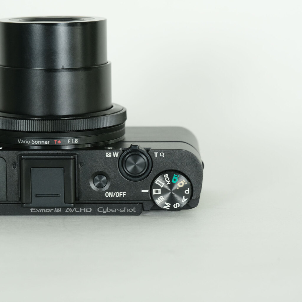 SONY Cyber-shot DSC-RX100M2