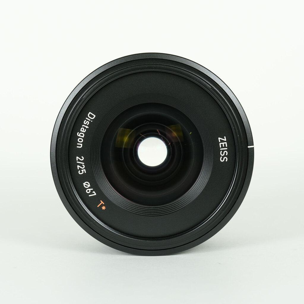 Carl Zeiss Batis 2/25 [ソニーE用]の出品 | ONE SCENE（ワンシーン）