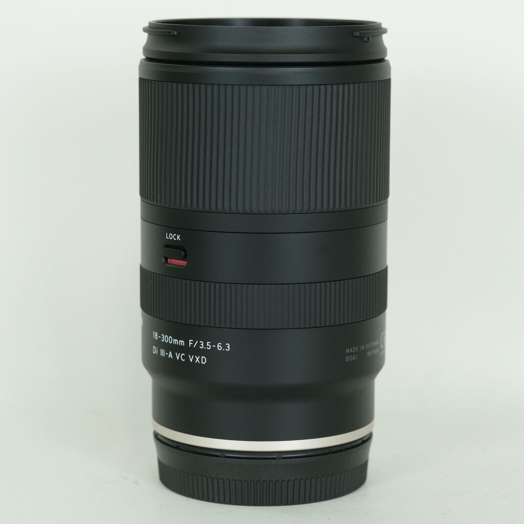 TAMRON 18-300mm F/3.5-6.3 Di III-A VC VXD (Model B061) [キヤノンRF用]