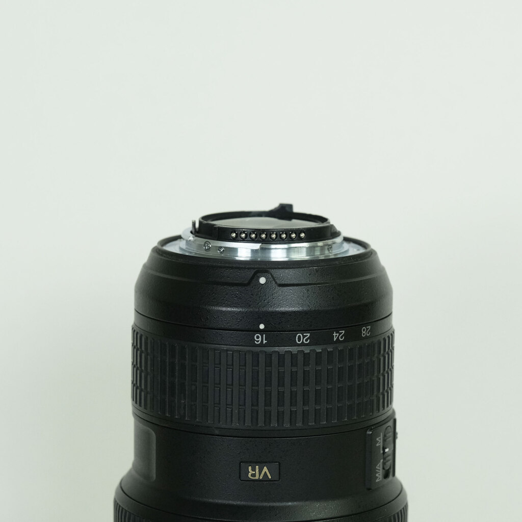 Nikon AF-S NIKKOR 16-35mm F4 G ED VR
