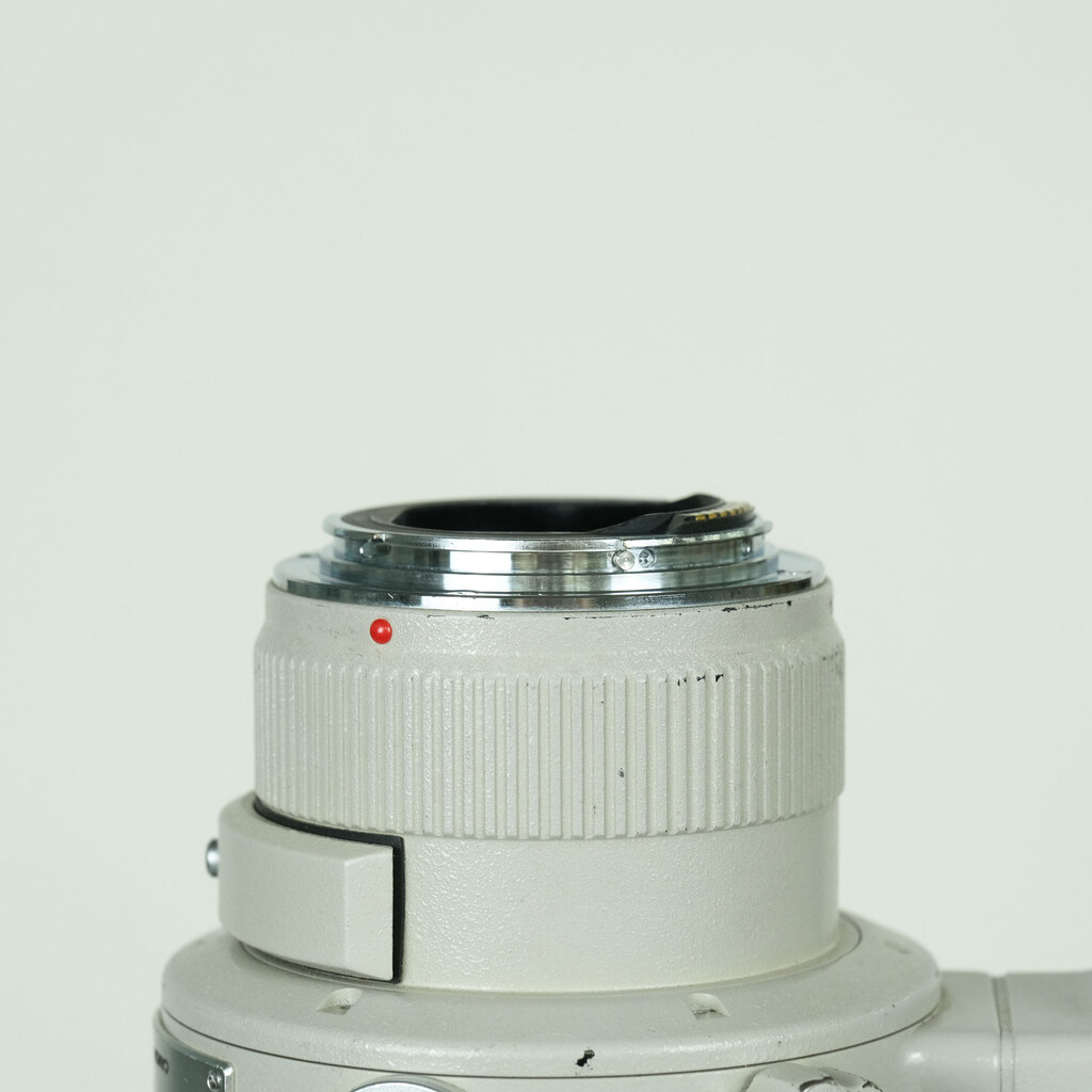 Canon EF300mm F2.8L USM Canon EF300mm F2.8L USM