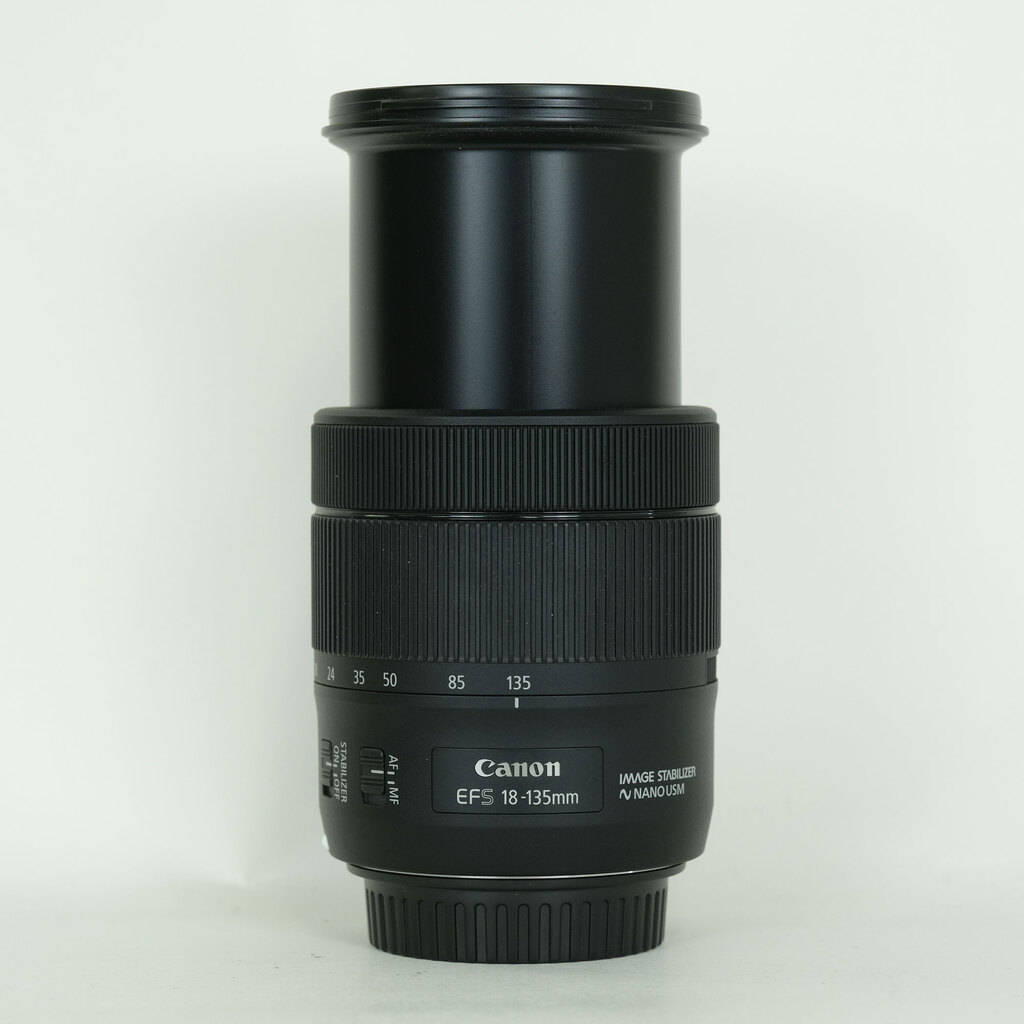Canon EF-S18-135mm F3.5-5.6 IS USM