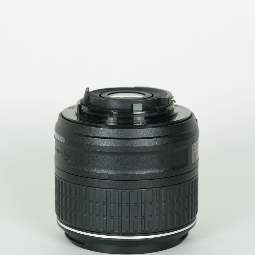 Nikon AF-S DX NIKKOR 18-55mm f3.5-5.6G VR II