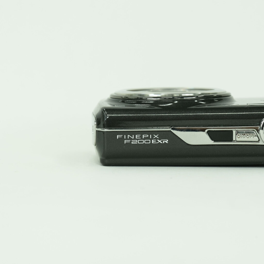 FUJIFILM FinePix F200EXR ブラック FUJIFILM FinePix F200EXR ブラック
