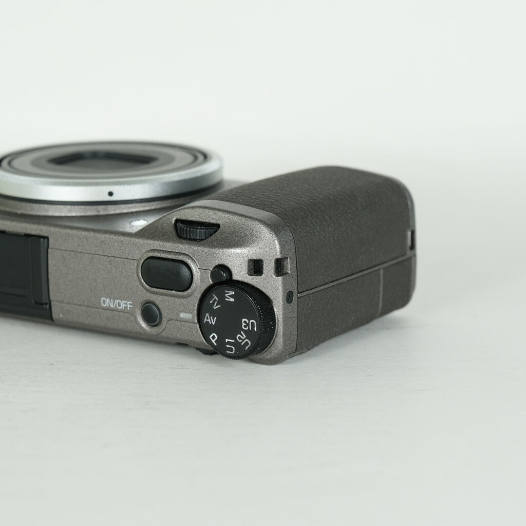RICOH GR III Diary Editionの出品 | ONE SCENE（ワンシーン）