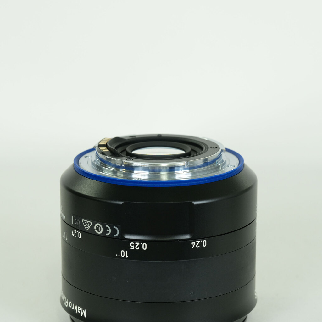 Carl Zeiss Milvus 50mm F2 M ZE [キヤノンEF用]