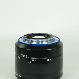 Carl Zeiss Milvus 50mm F2 M ZE [キヤノンEF用]