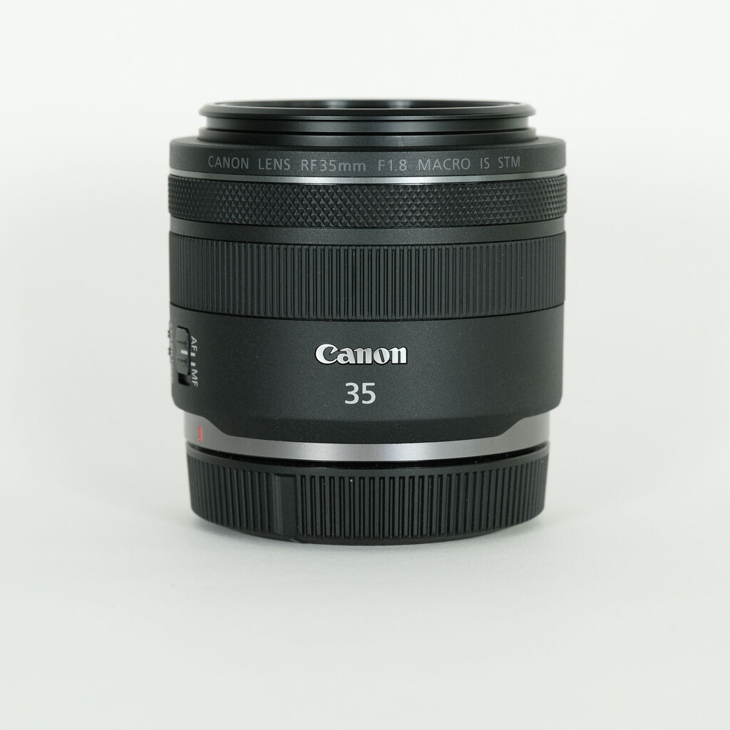 Canon RF35mm F1.8 MACRO IS STM