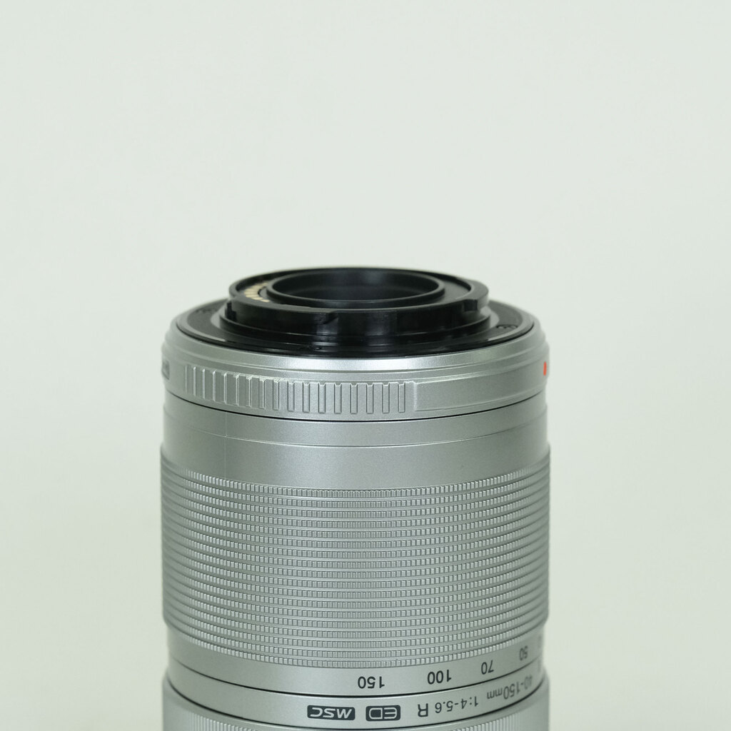 OLYMPUS M.ZUIKO DIGITAL ED 40-150mm F4.0-5.6 R OLYMPUS M.ZUIKO DIGITAL ED 40-150mm F4.0-5.6 R