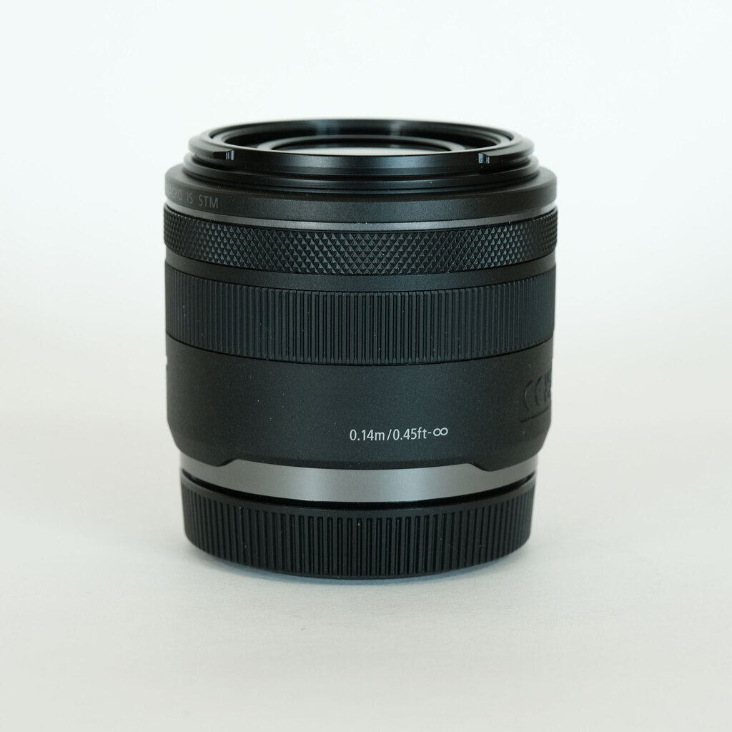Canon RF24mm F1.8 MACRO IS STM
