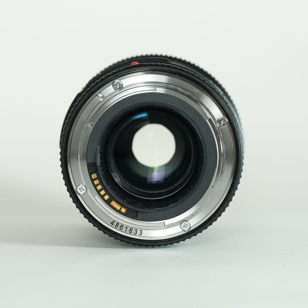 Canon EF100mm F2.8Lマクロ IS USM Canon EF100mm F2.8Lマクロ IS USM