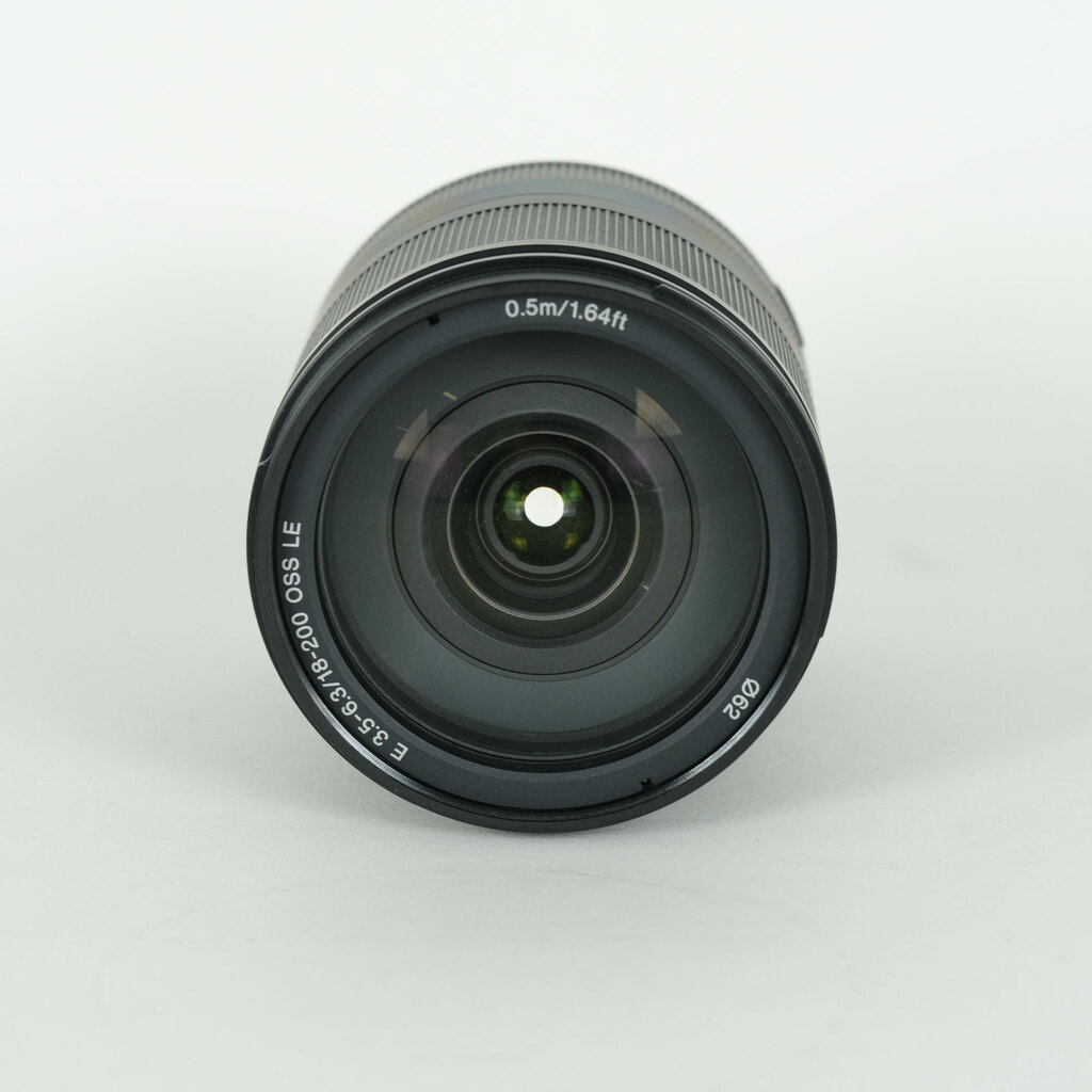 SONY E18-200mm F3.5-6.3 OSS LE SEL18200LE SONY E18-200mm F3.5-6.3 OSS LE SEL18200LE