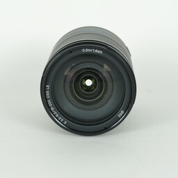 SONY E18-200mm F3.5-6.3 OSS LE SEL18200LE SONY E18-200mm F3.5-6.3 OSS LE SEL18200LE