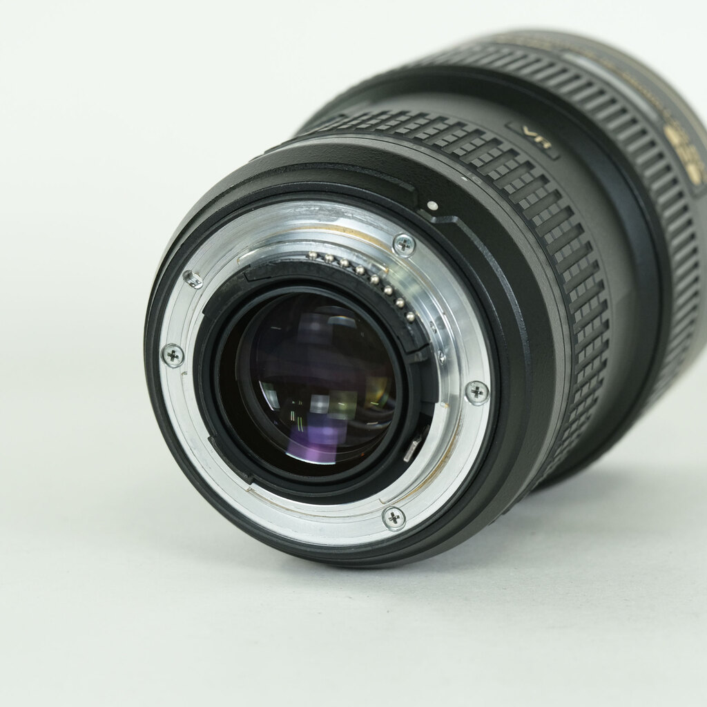 Nikon AF-S NIKKOR 16-35mm F4 G ED VR