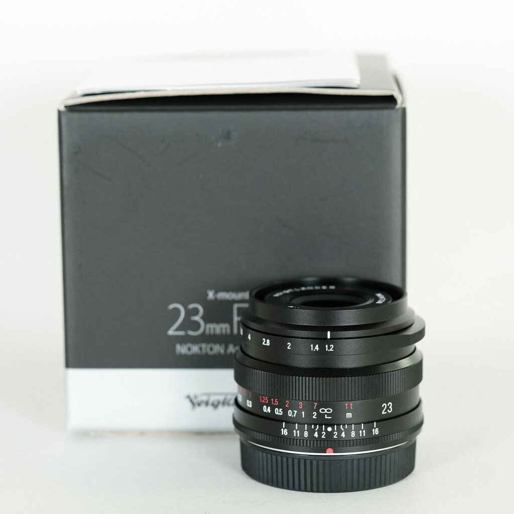 NOKTON 23mm F1.2 Aspherical 単焦点レンズ Voigtlander NOKTON 23mm F1.2 Aspherical [フジフイルムX用]の出品