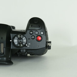 Panasonic LUMIX DC-GH5M2 Panasonic LUMIX DC-GH5M2
