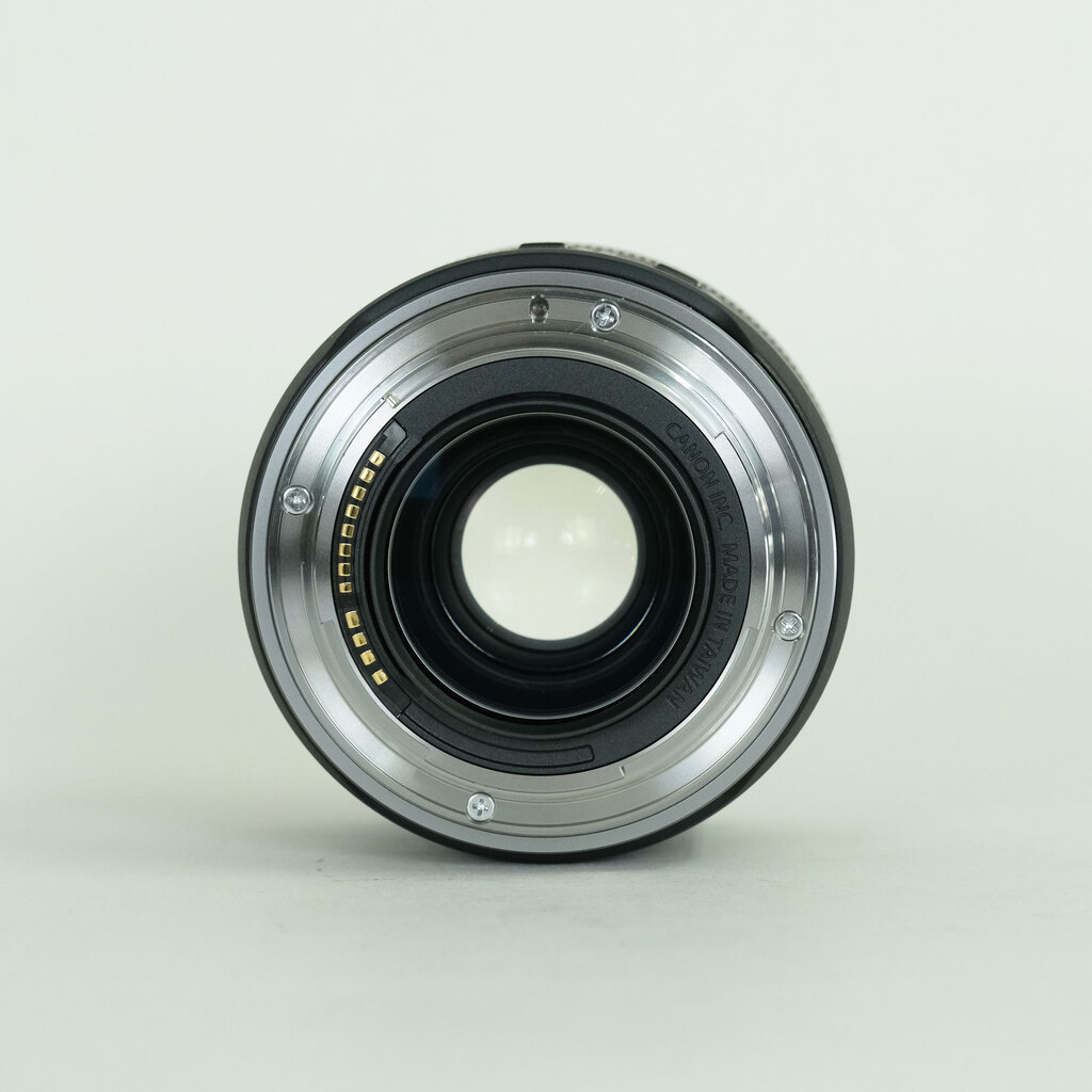 Canon RF35mm F1.8 MACRO IS STM