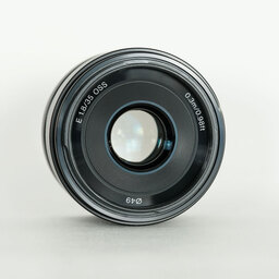 SONY E 35mm F1.8 OSS SEL35F18 SONY E 35mm F1.8 OSS SEL35F18