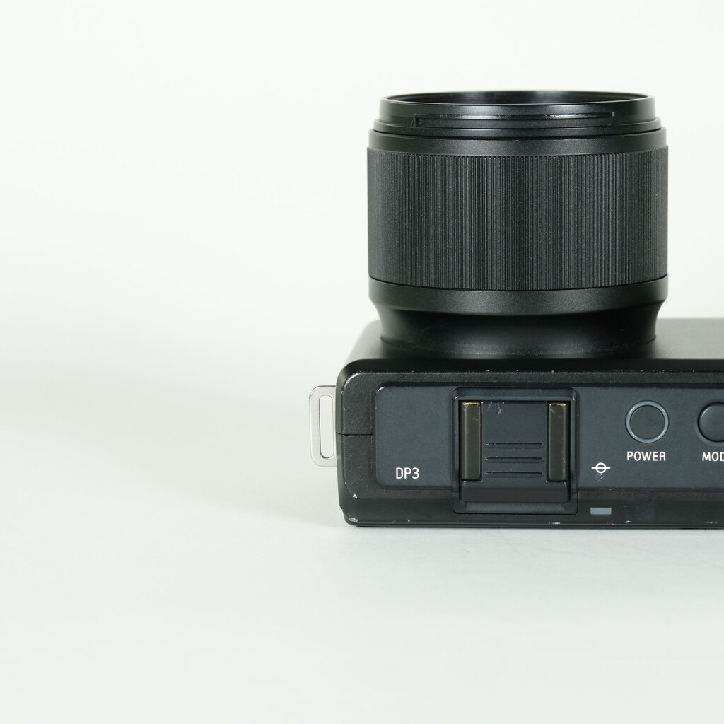 SIGMA DP3 Merrillの出品 | ONE SCENE（ワンシーン）