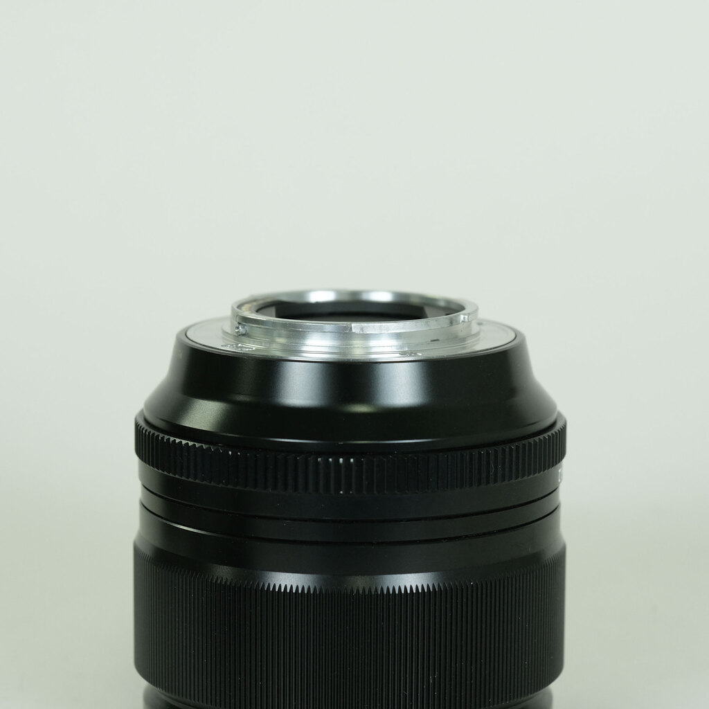 FUJIFILM XF56mmF1.2 R