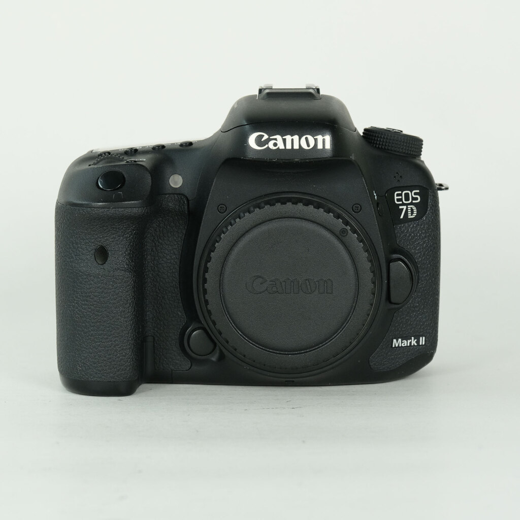 Canon EOS 7D Mark II
