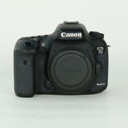 Canon EOS 7D Mark II