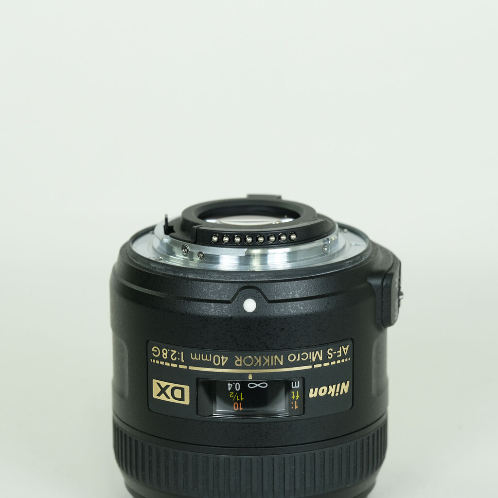 Nikon AF-S DX Micro NIKKOR 40mm f/2.8G