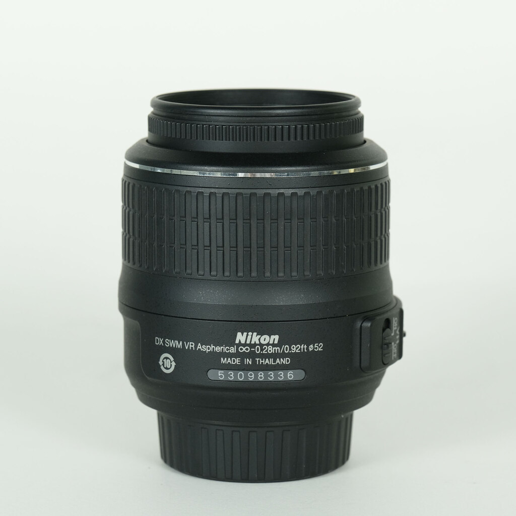 Nikon AF-S DX NIKKOR 18-55mm F3.5-5.6 G VR