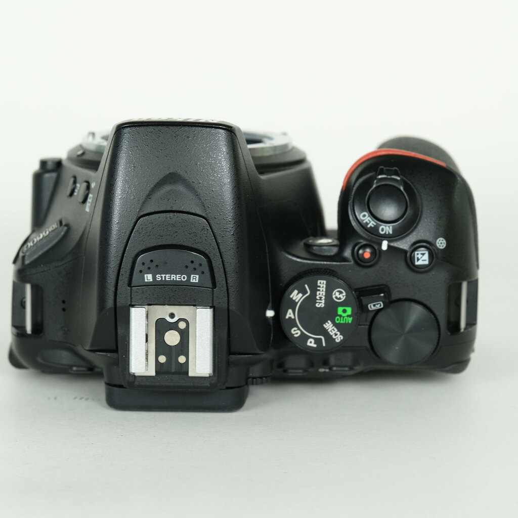 Nikon D5600