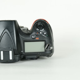 Nikon D810