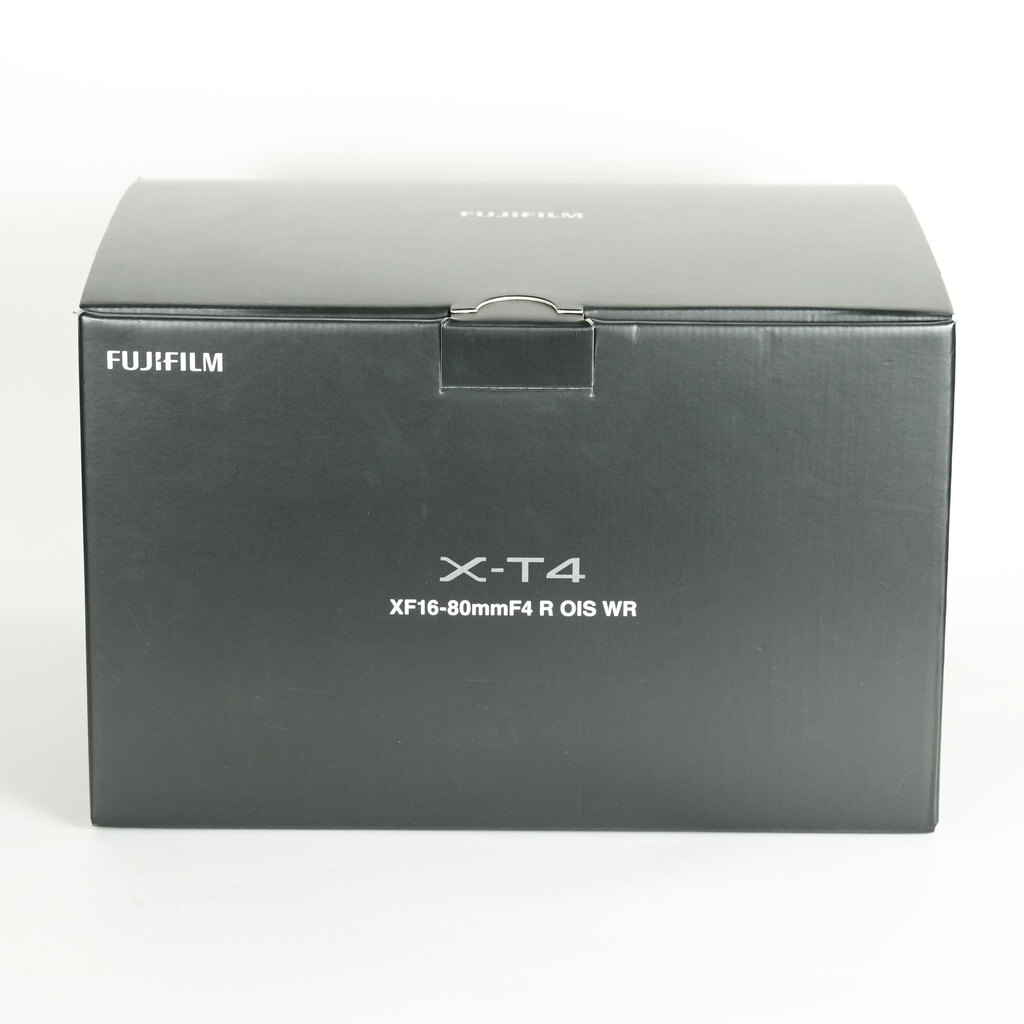 FUJIFILM X-T4