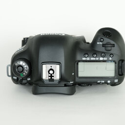 Canon EOS 5D Mark IV