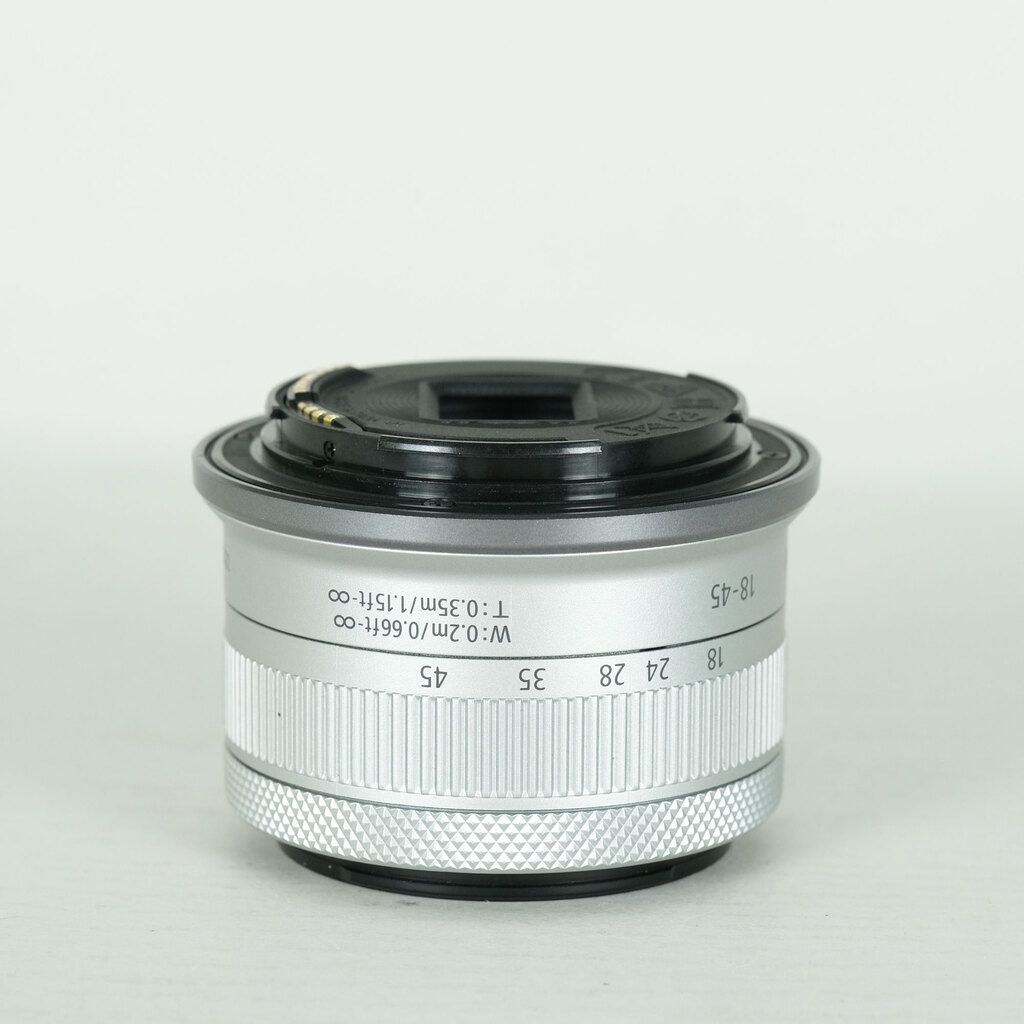 Canon RF-S 18-45mm F4.5-6.3 IS STM Canon RF-S 18-45mm F4.5-6.3 IS STM