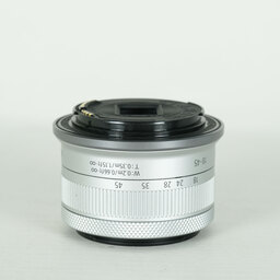 Canon RF-S 18-45mm F4.5-6.3 IS STM Canon RF-S 18-45mm F4.5-6.3 IS STM