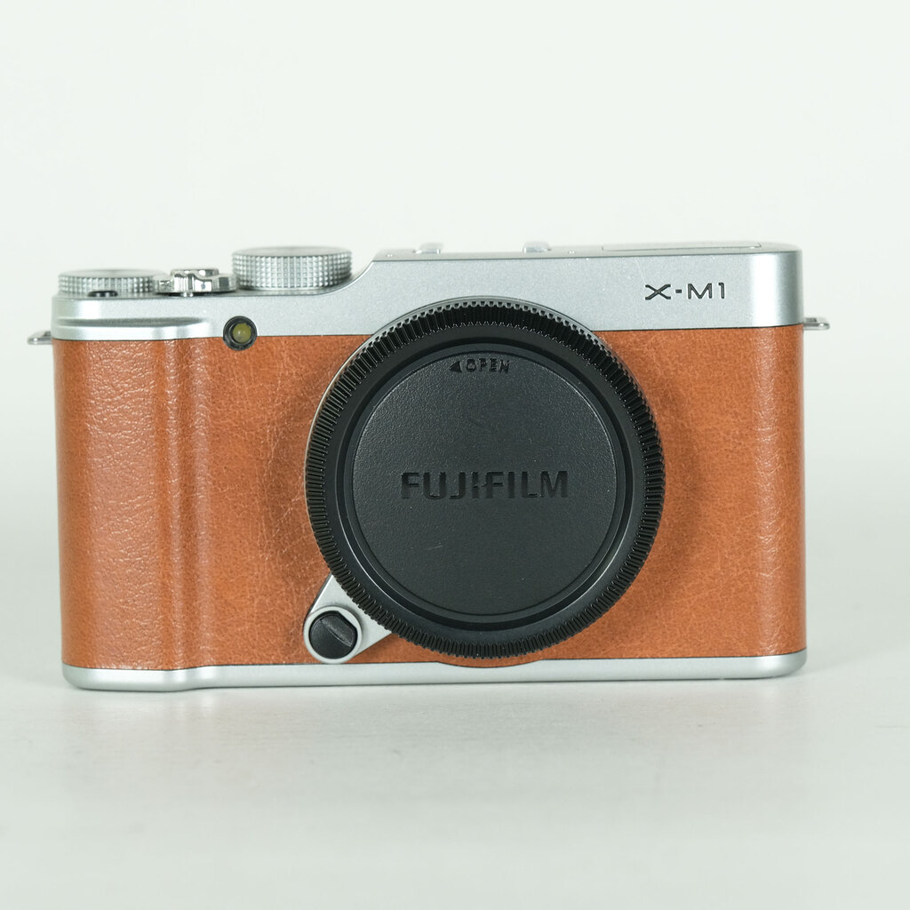 FUJIFILM X-M1 ボディ 中古価格比較 - 価格.com