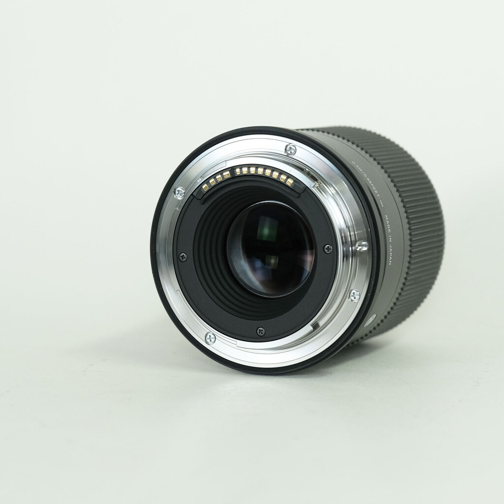 SIGMA 30mm F1.4 DC DN｜Contemporary [キヤノンRF用]