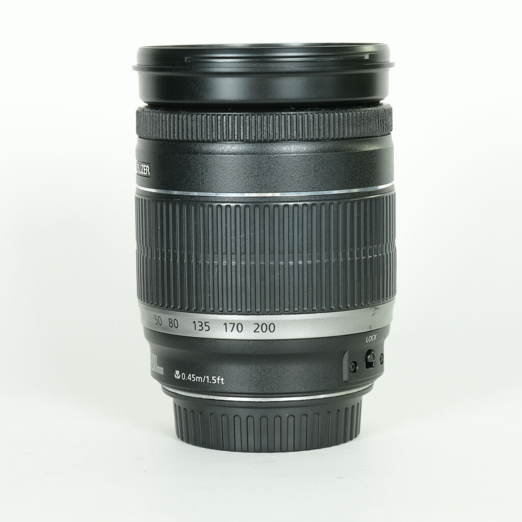 Canon EF-S18-200mm F3.5-5.6 IS