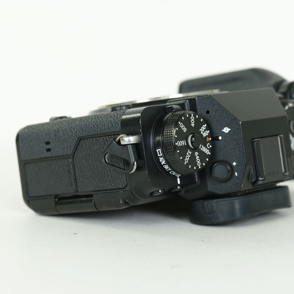 FUJIFILM X-T4 FUJIFILM X-T4