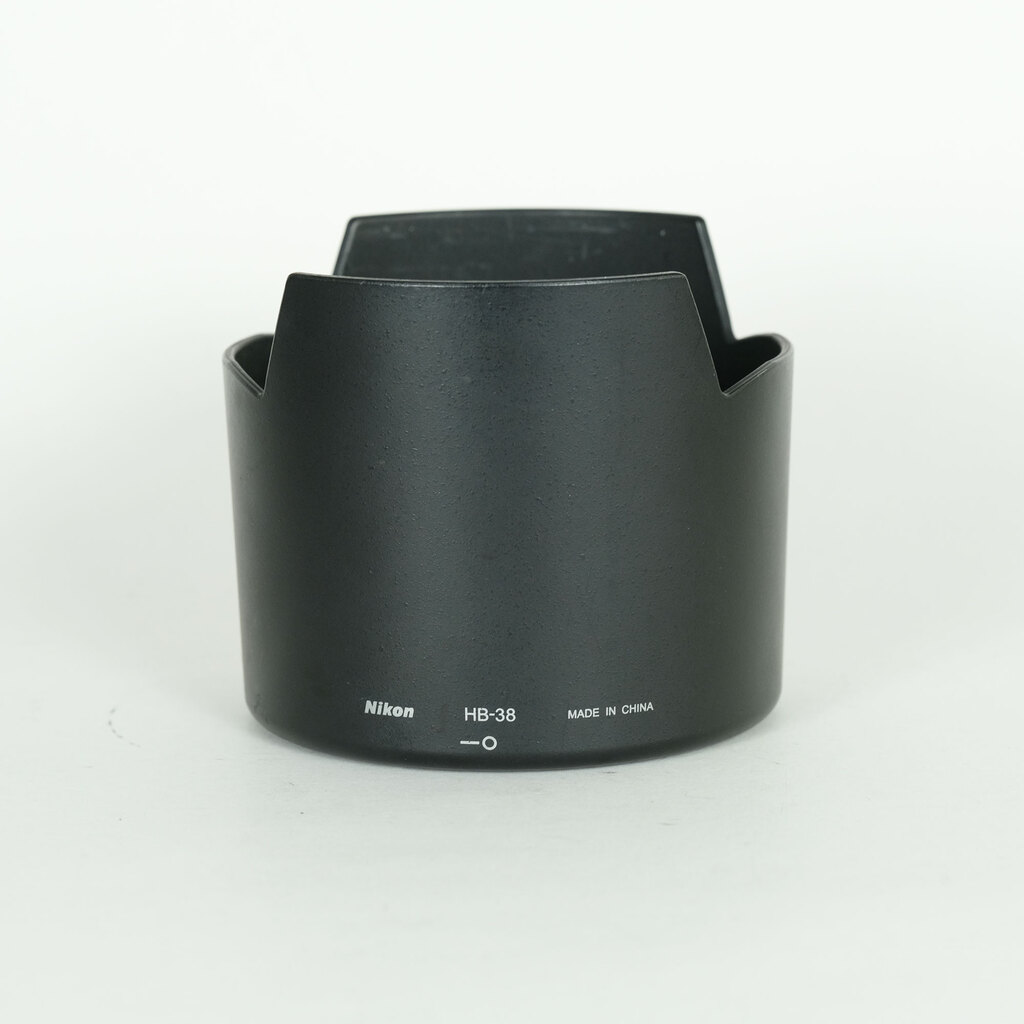 Nikon AF-S VR Micro-Nikkor 105mm f/2.8G IF-ED Nikon AF-S VR Micro-Nikkor 105mm f/2.8G IF-ED