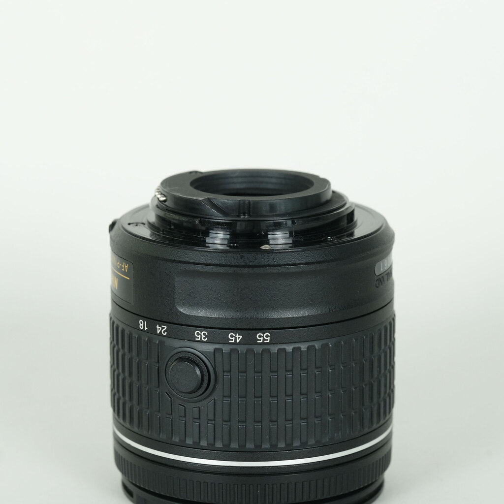 Nikon AF-P DX NIKKOR 18-55mm F3.5-5.6G VR Nikon AF-P DX NIKKOR 18-55mm F3.5-5.6G VR