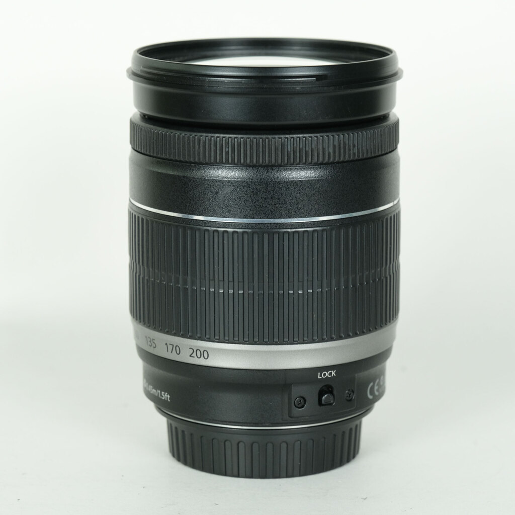 Canon EF-S18-200mm F3.5-5.6 ISの出品 | ONE SCENE（ワンシーン）