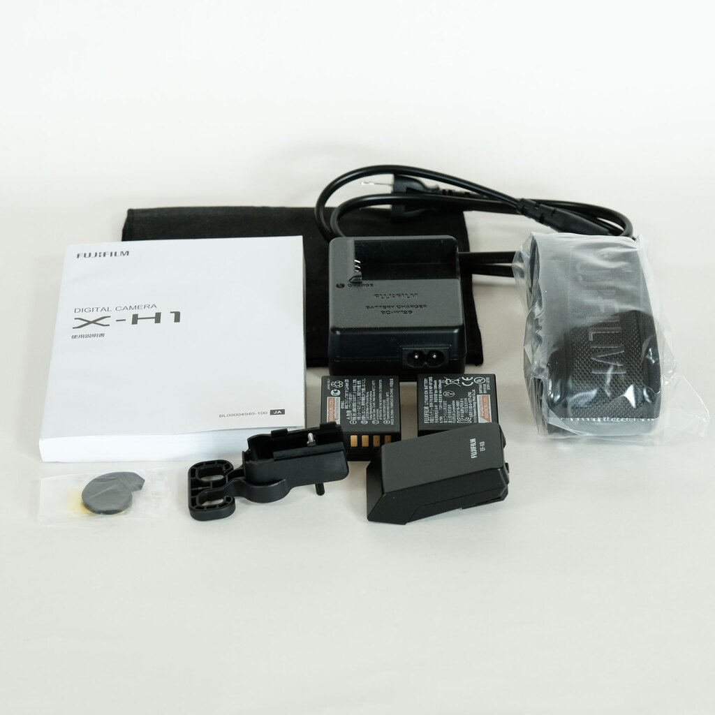 FUJIFILM X-H1